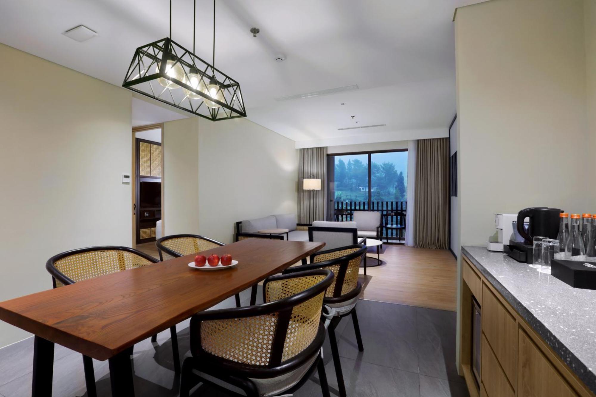Grand Aston Puncak Hotel & Resort Ciseureuh Eksteriør bilde